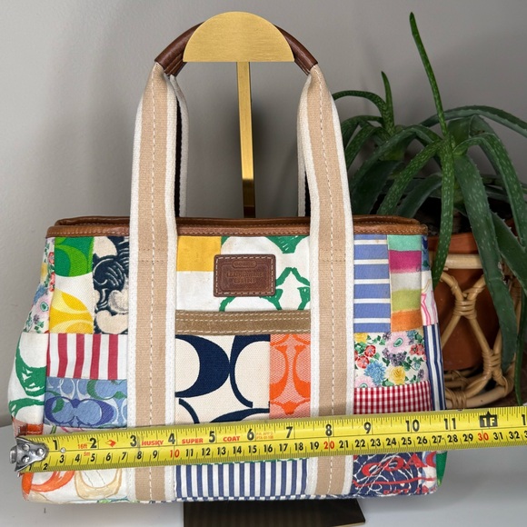 Coach Patchwork Tote Bag Canvas Multicolor Hamptons Legacy Y2K Shoulder Purse - Picture 10 of 13